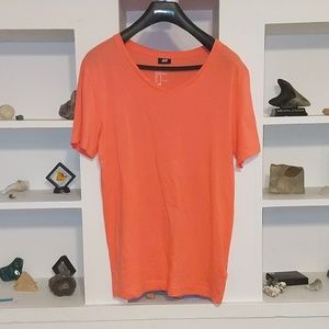 H&M - Lightweight Organic Cotton Blend Tee